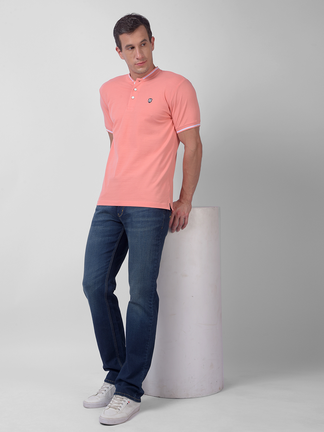 Numero Uno Men Pink Henley Neck Regular Fit T-Shirt